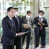 Nhật Bản tái áp dụng lệnh cấm nhập cảnh do lo ngại biến chủng Omicron